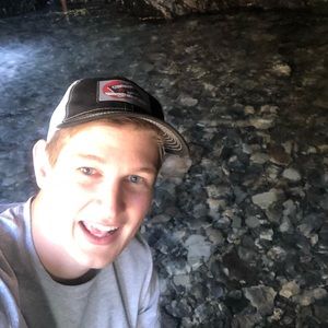 Meet your Posher, Mark